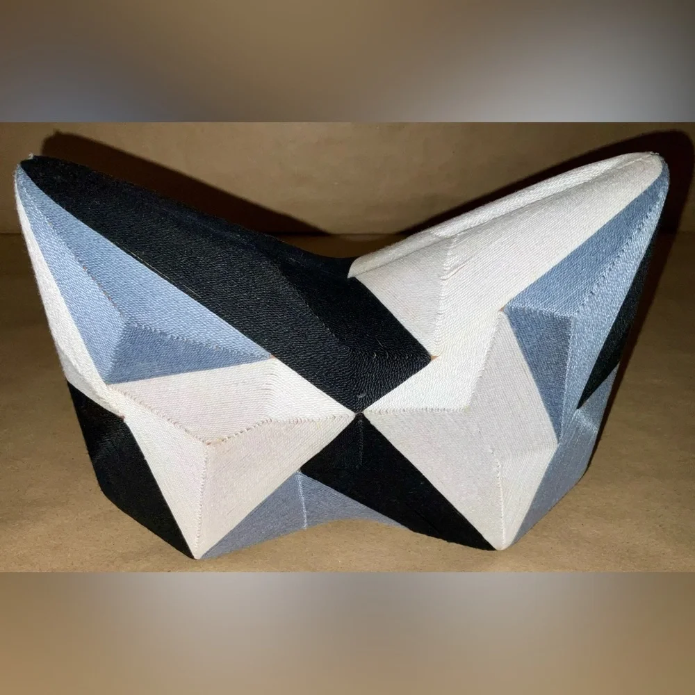Beatriz / Costa Del Sol - Star Clutch Bag - sustainable/ethical - handcrafted - Picture 3 of 16